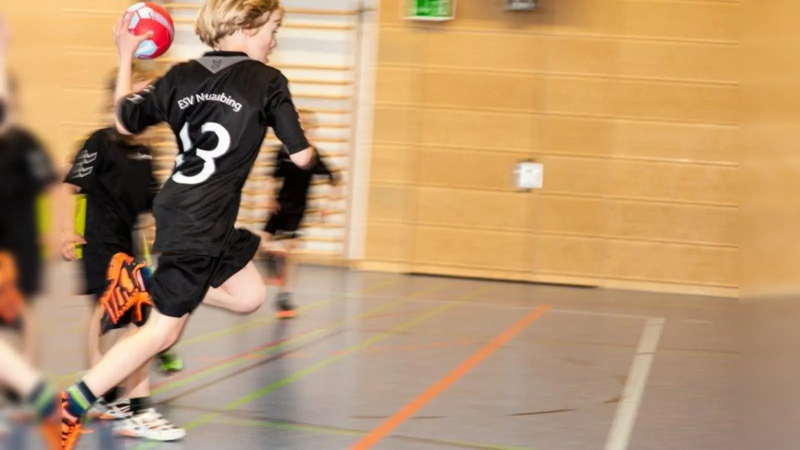 Nachwuchshandballer des ESV Neuaubing in Aktion. (Foto: ESV Neuaubing)