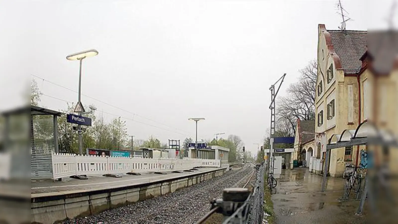 Noch regiert Tristesse  Aber der S-Bahnhof Perlach wird  umfangreich umgebaut. 	 (Foto: RedP)
