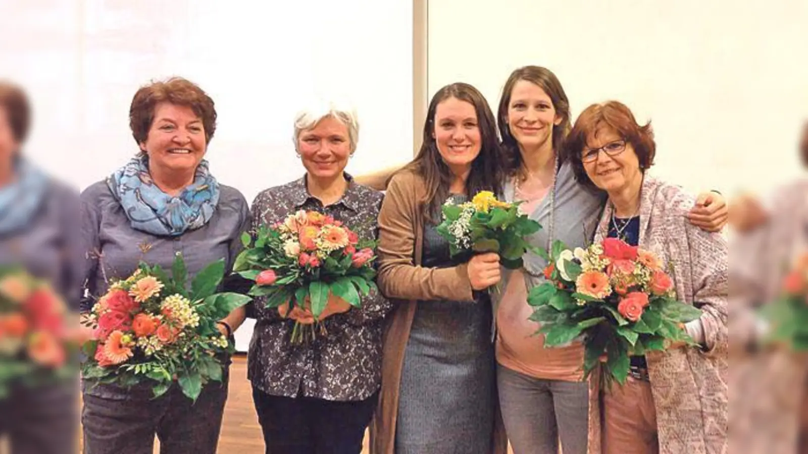Die ehrenamtliche Helferinnen Christa Radl und Karin Zach, die Verantwortlichen Sabrina Riegel und Helene Neugebauer, die ehrenamtliche Helferin Christine Neugebauer (v.l.)	 (Foto: VA)