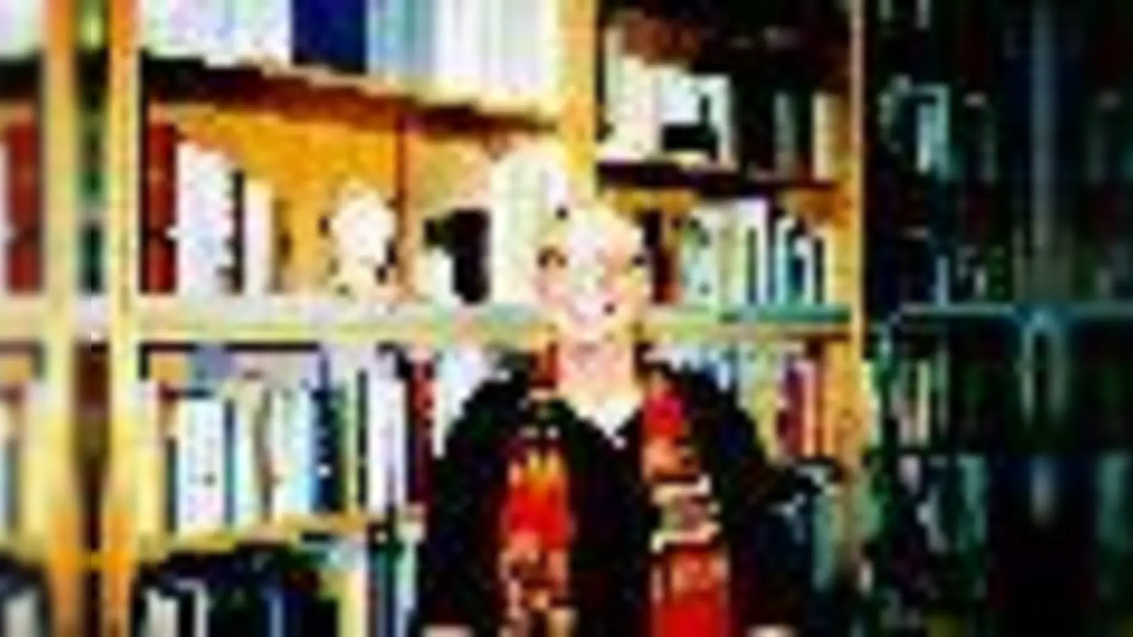 Ursula Haeusgen, Vorsitzende des Schwabinger »Lyrik-Kabinetts« in der Hohenzollernstraße 60, vor ihren gesammelten literarischen Schätzen. 	 (Foto: Cornelia Klöss)