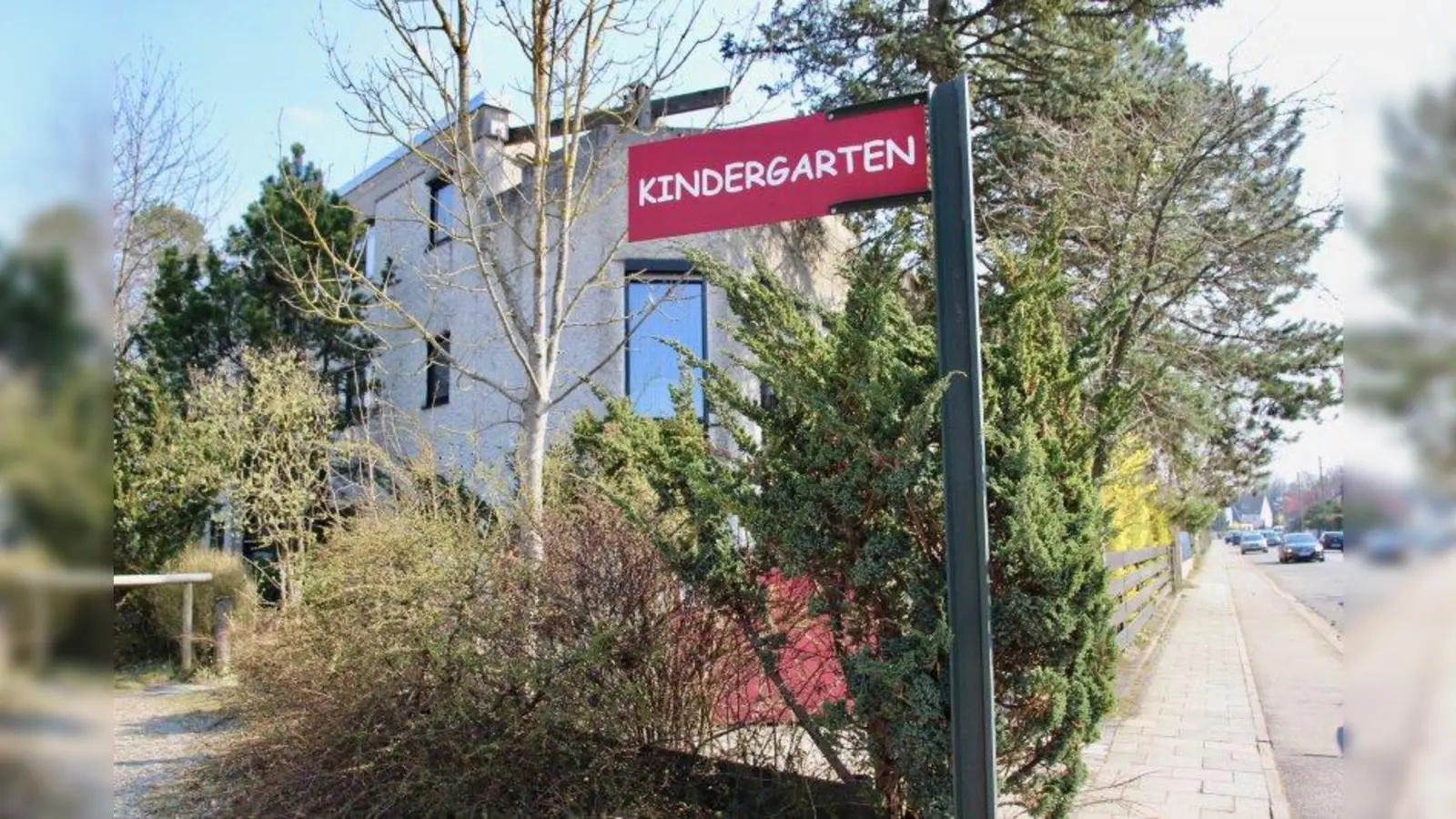 Versteckt liegt der private Kindergarten in der Frauendorferstraße. Hier werden 58 Kinder betreut. Ab September könnte das vorbei sein. (Foto: us)