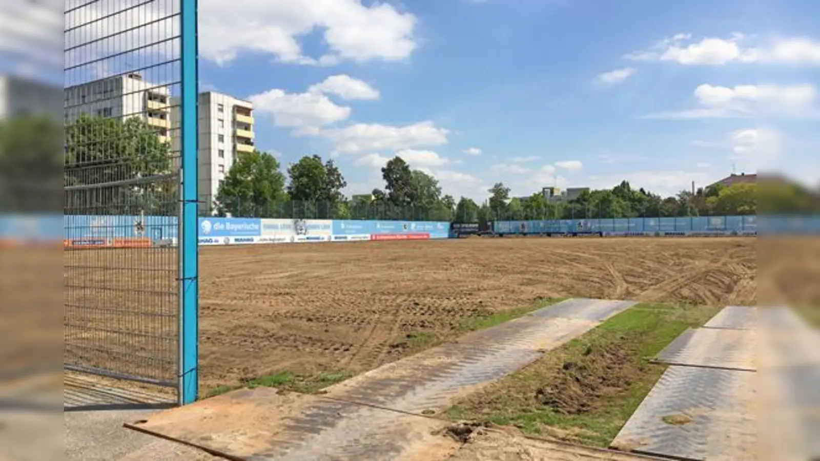 Baumaßnahmen am Trainingsgelände der Löwen.  (Foto: A. Wild)
