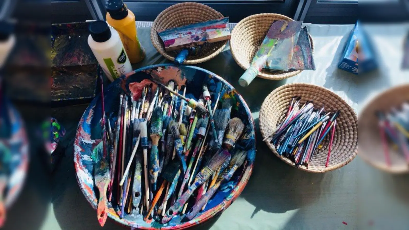 Ab an die Pinsel heißt es wieder in Hadern bei „Explosion der Farben”. (Foto: Clara Holzheimer)