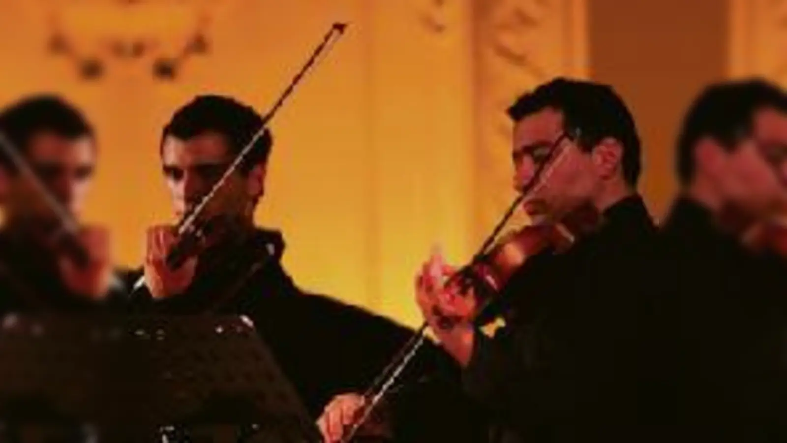 Die Dresdner Streichsolisten spielen Die schönsten Adagios.	 (Foto: Veranstalter)
