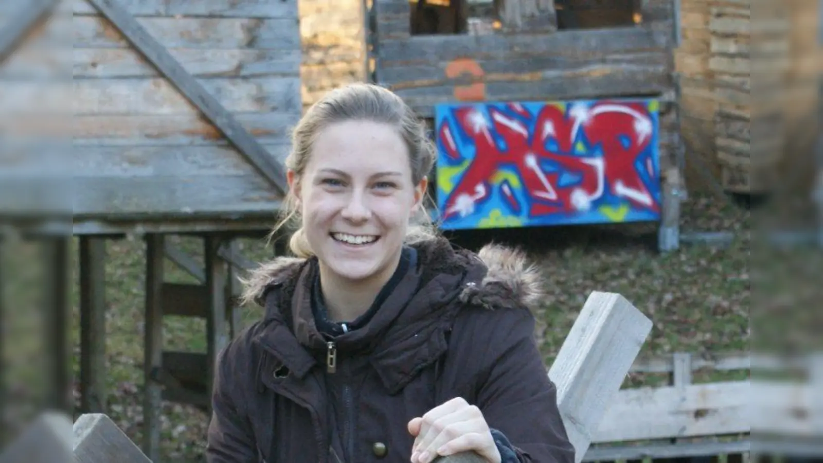 Sarah Pieper arbeitet ehrenamtlich auf dem Germeringer Abenteuerspielplatz. (Foto: Eisinger)