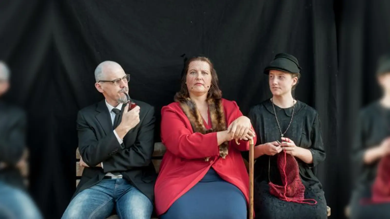 Haben alle »Dreck am Stecken«: Die Gäste, die ein geheimnisvoller Gastgeber auf eine Insel eingeladen hat.	 (Foto: VA)