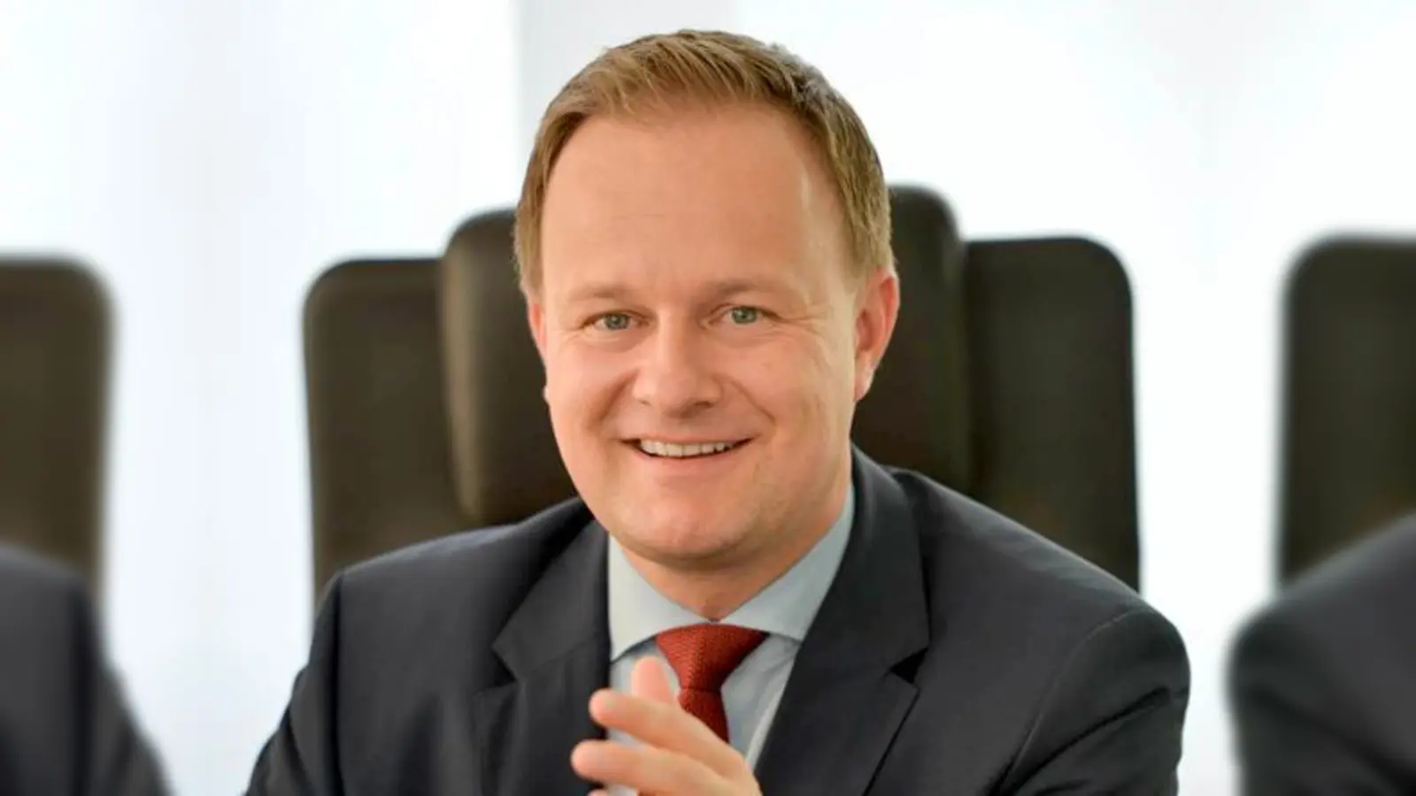 »Das System wird bald zusammenbrechen, wenn das so weiter geht«, warnt Ebersbergs Landrat Robert Niedergesäß (CSU). 	 (Foto: LRA Ebersberg)