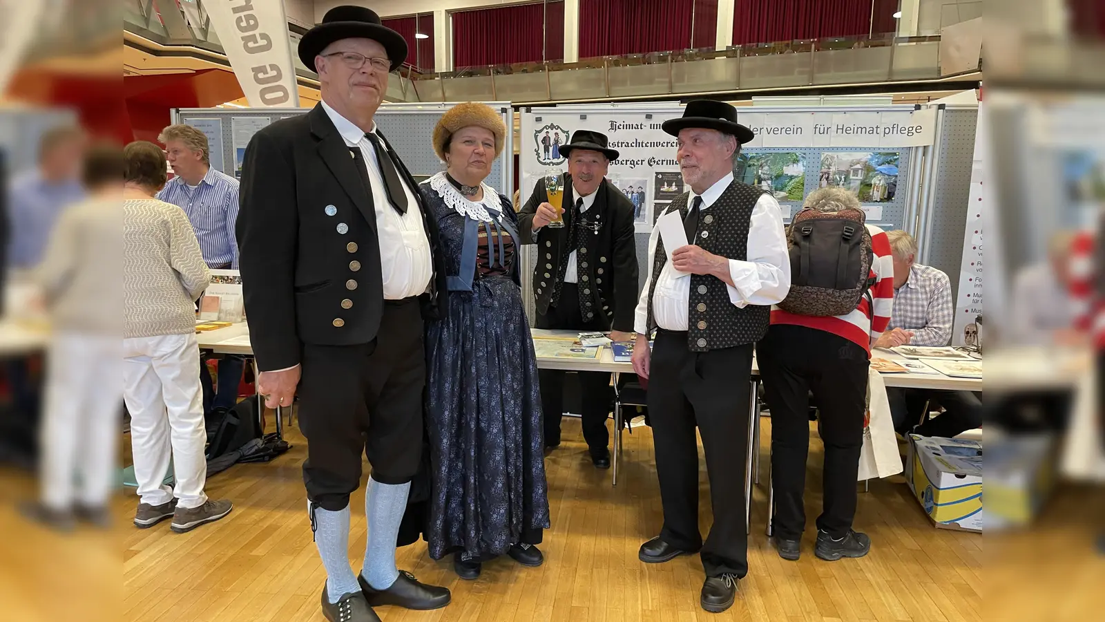 Bayerisches Brauchtum pflegt der Heimat- und Volkstrachtenverein d&#39;Parsberger Germering. (Foto: Patrizia Steipe)