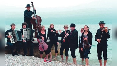 Das Salonorchester Melange spielt Walzer und Schlager aus den »goldenen« zwanziger Jahren.	 (Foto: VA)