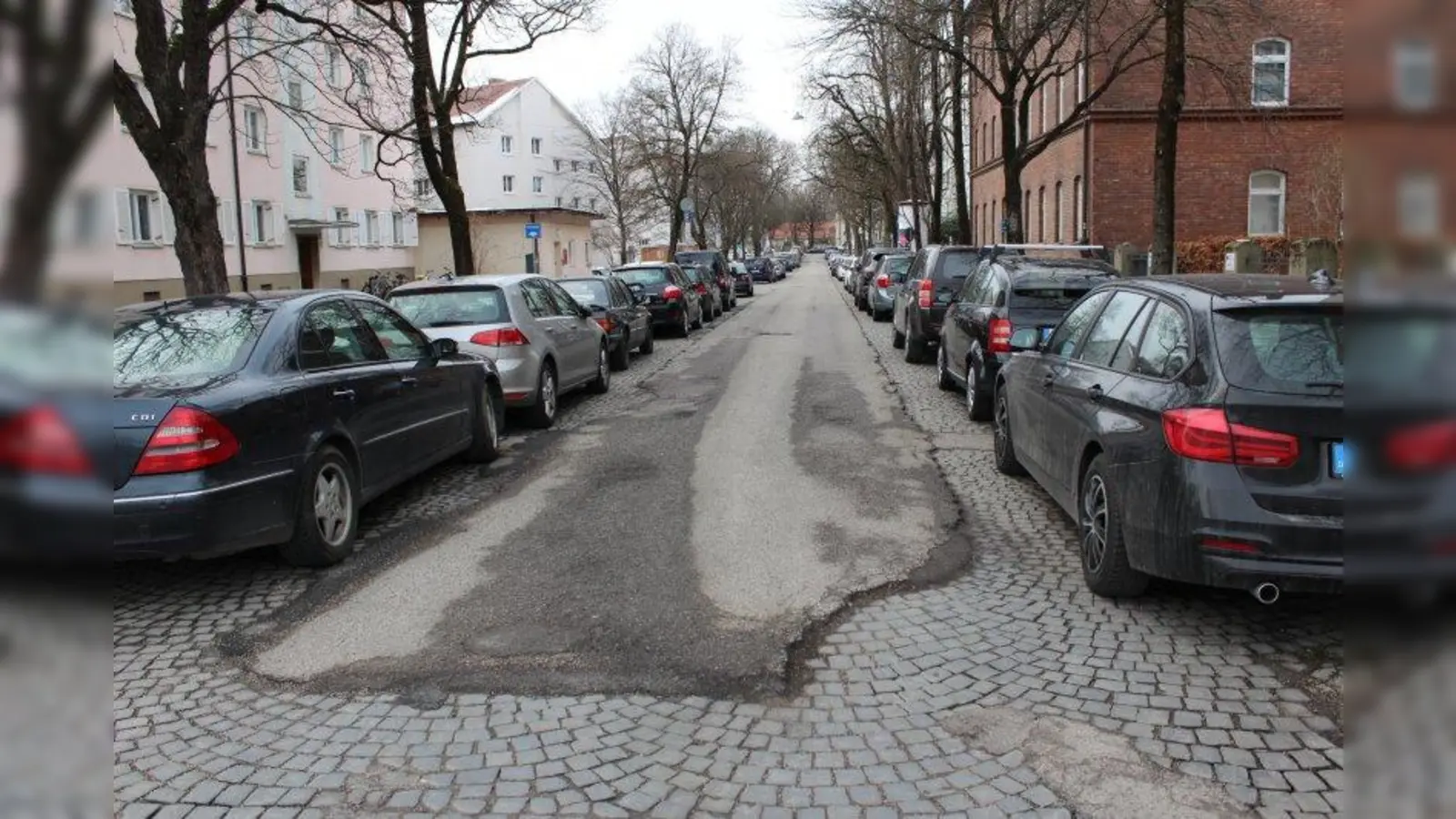 Sanierung notwendig: In der Funkerstraße soll der Straßenbelag neu gemacht werden. (Foto: sb)