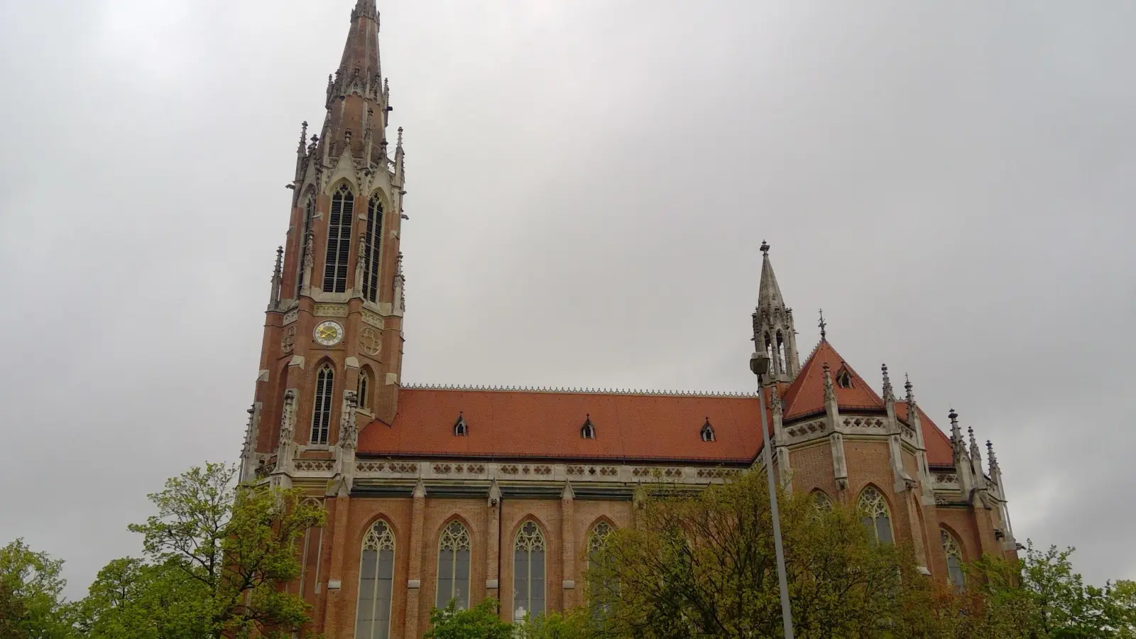 Rund um die Heilig-Kreuz-Kirche in Giesing wird am Wochenende gefeiert. (Archivbild: bas)