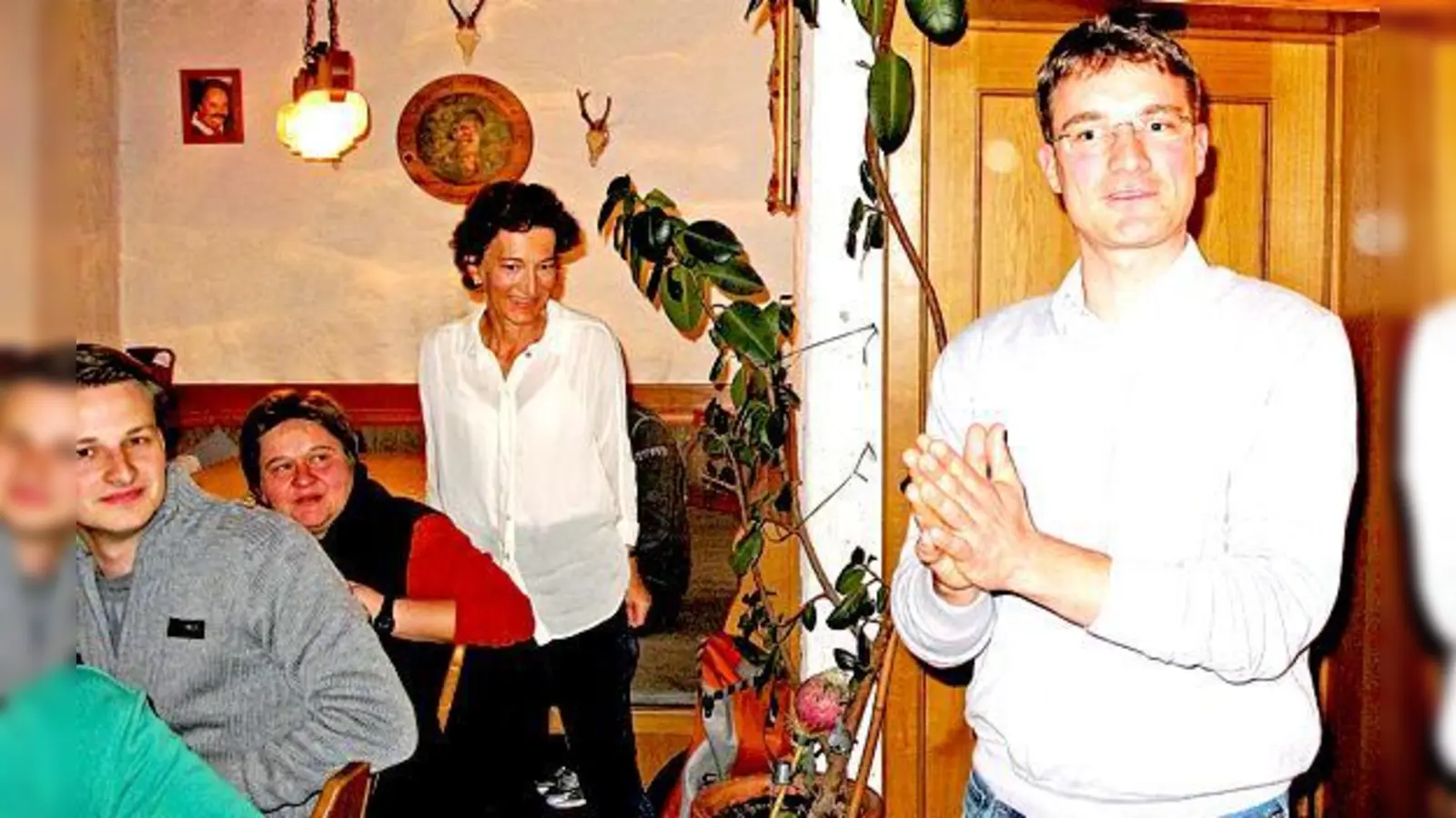 Grünen-Bürgermeisterkandidat Philipp Goldner (r.) will vor allem grüne Themen publik machen. Er glaubt nicht, Walter Brilmayer aus dem Amt jagen zu können. 	 (Foto: E. Will)