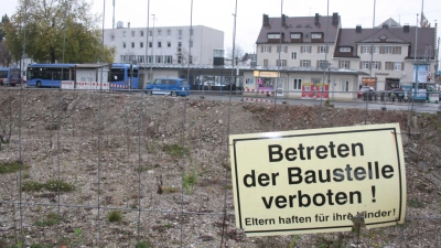 Hier soll endlich das Quartierzentrum Waldfriedhof entstehen. (Foto: job)