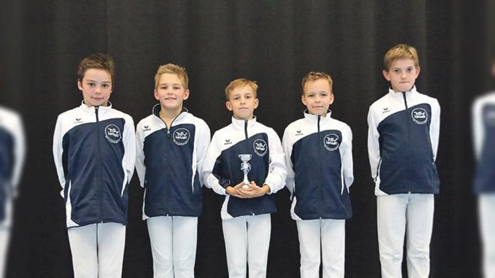 Die stolzen Turnjungs der C Jugend des TSV Haar beim Bayern-Pokal in Unterföhring.	 (Foto: privat)