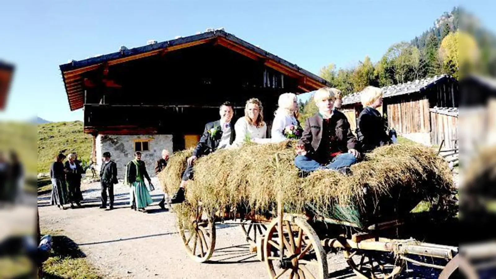 Romantisch und typisch bayerisch. Hochzeiten und viele andere Feiern finden das ganze Jahr im Markus Wasmeier Freilichtmuseum statt.	  (Foto: Wasmeier Freilichtmuseum Schliersee)