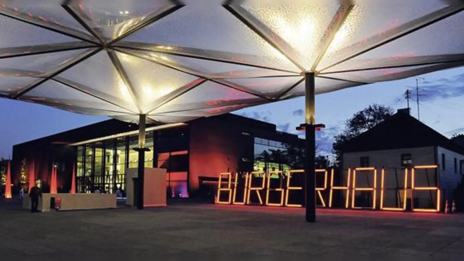 Im Unterföhringer Bürgerhaus singen am Samstag sieben Chöre aus der Umgebung. Das Sängertreffen gibt es schon seit 1950.	 (Foto: Archiv, MGV Unterföhring)