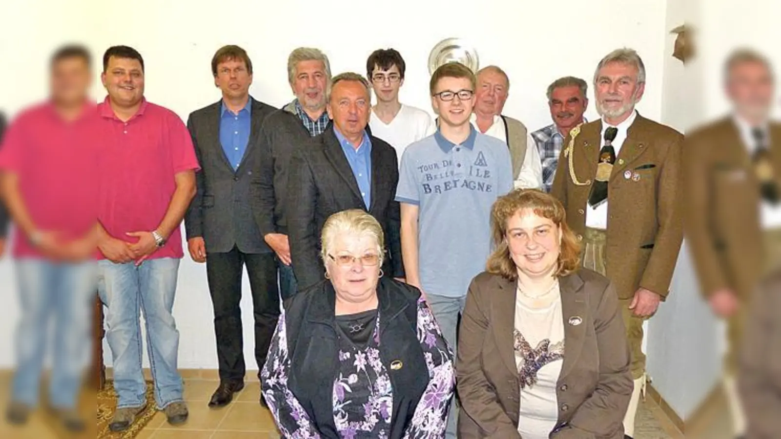 So sieht er aus, der neu gewählte Vorstand der Adlerschützen von Kirchseeon-Dorf. 	 (Foto: Verein)