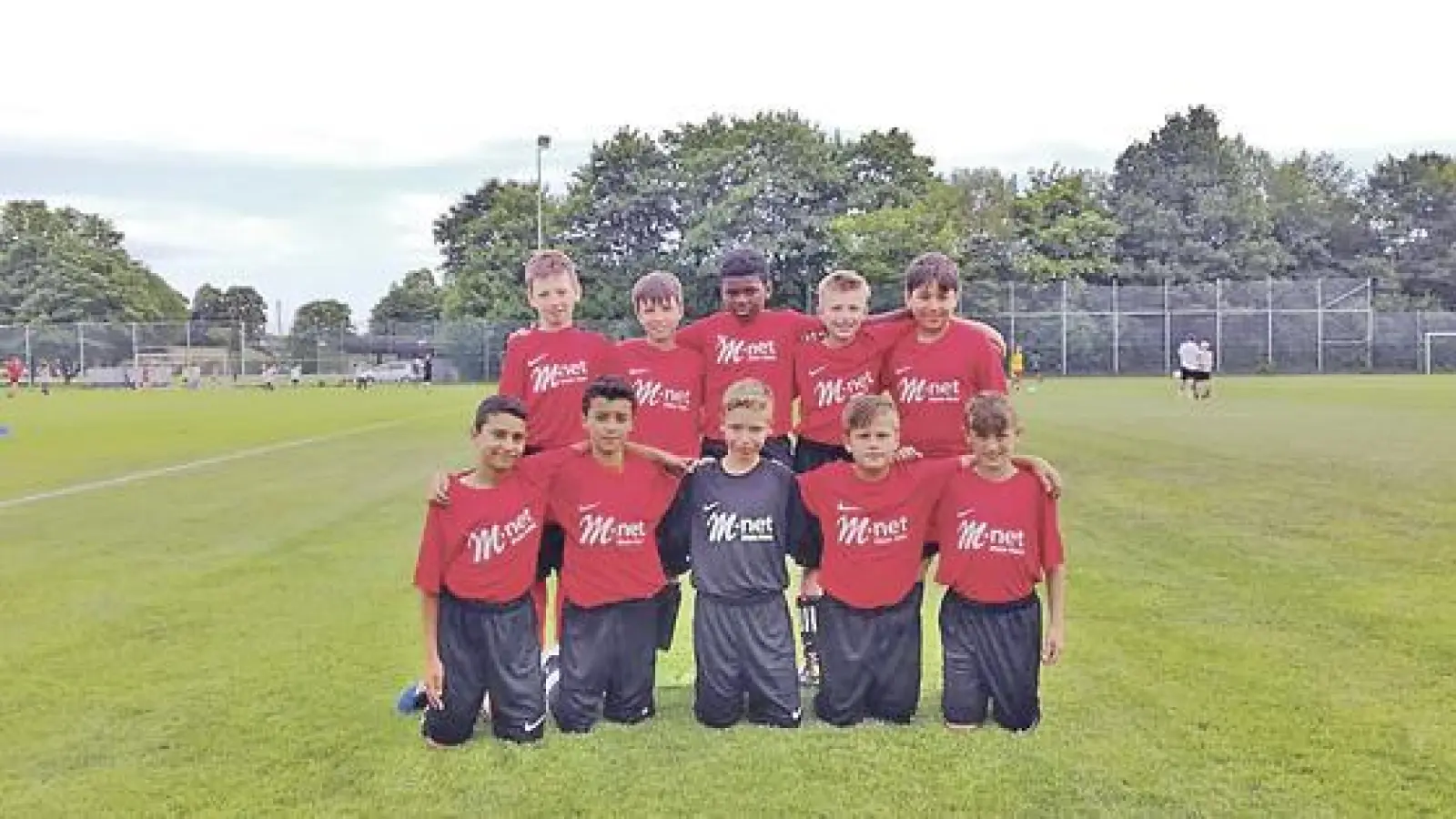 Sportverein SV Olympiadorf Concordia spielt künftig im M-net Dress (Foto: red)