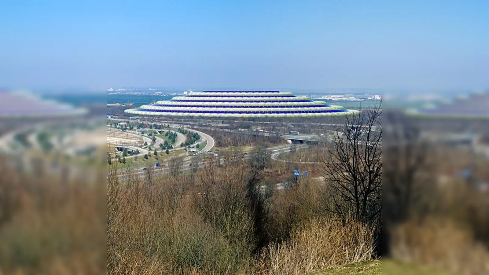 So könnte das neue Tor zu München bald aussehen. Grafik: Rakete GmbH - Visuelle Kommunikation für Bauten und  (Foto: FOTAG Luftbild München)