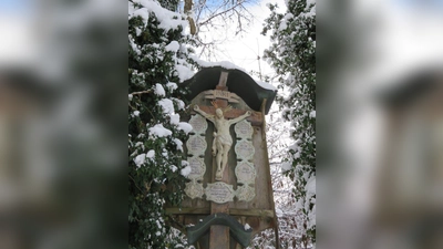 Nach 20 Minuten Fußweg vom Wanderparkplatz aus kommt man an einem Marterl vorbei. (Foto: Sonja Ullrich)