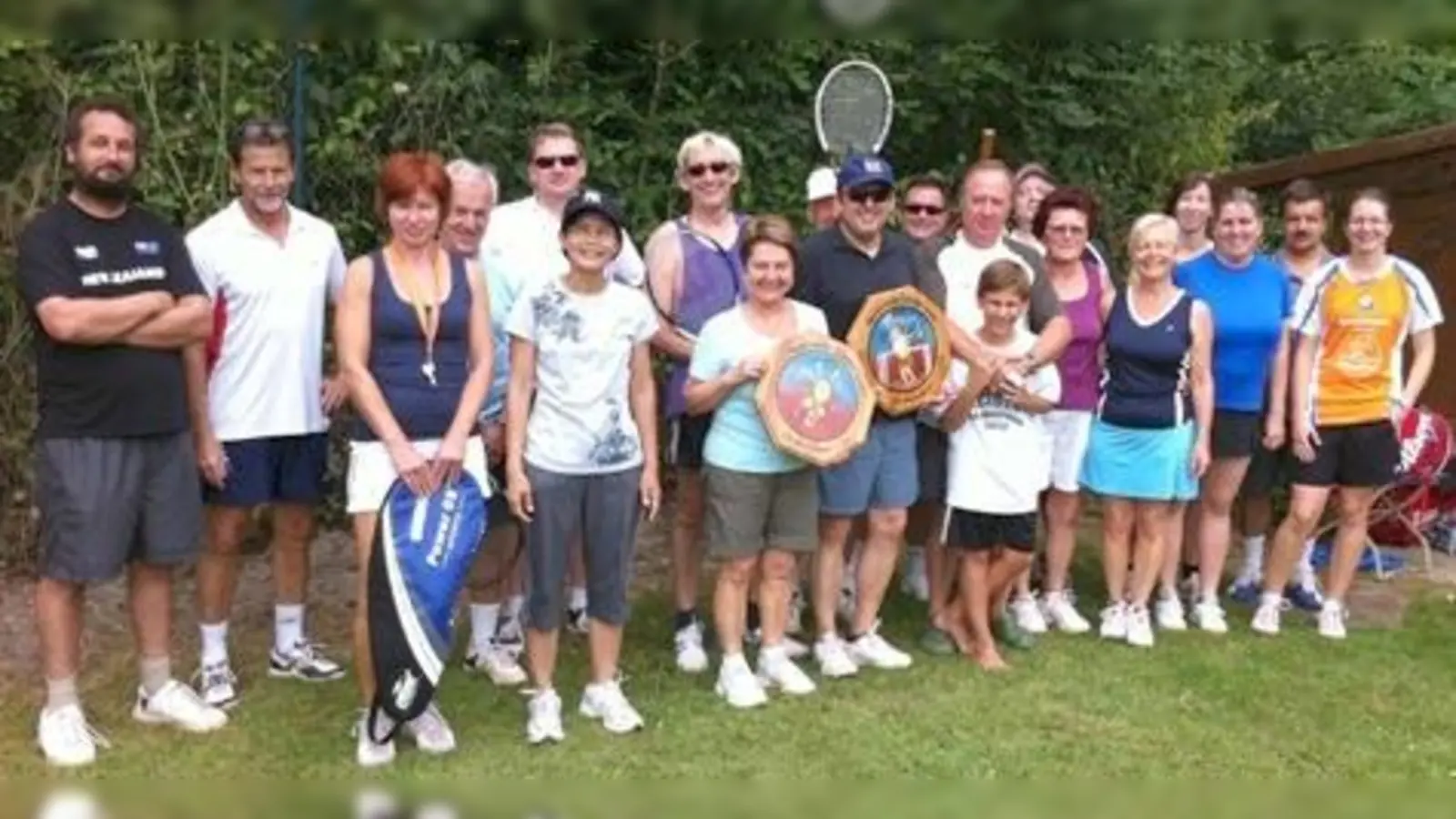 Ein breites Feld kämpfte um die Schleiferl-Ehren. Danach wurde zünftig gefeiert.	 (Foto: VA)