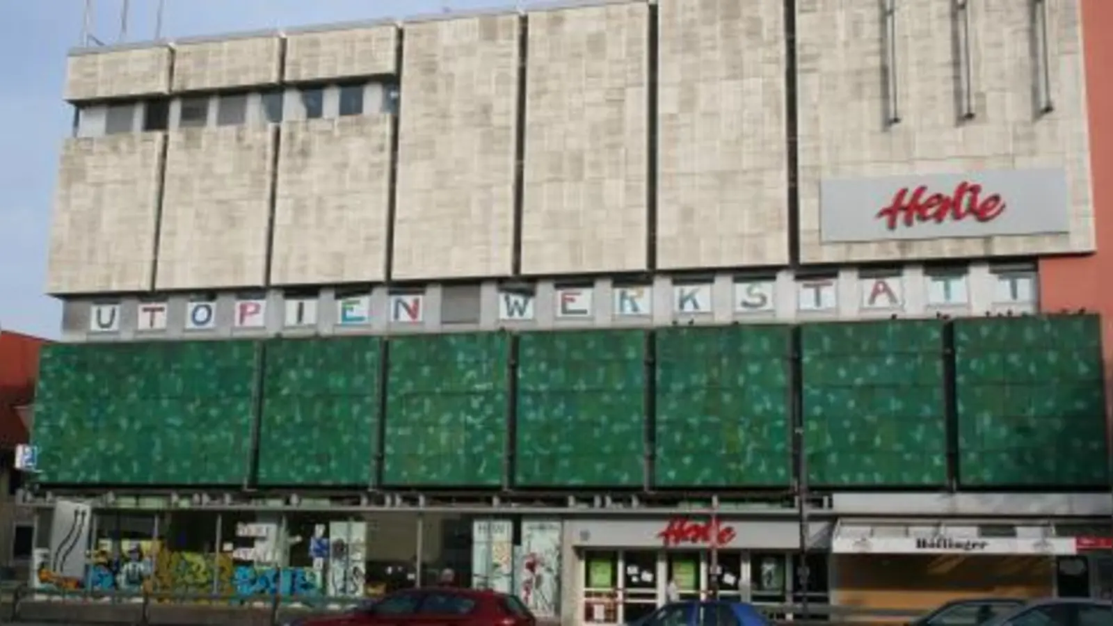 Für zehn Tage etablierte sich im „Hertie”-Gebäude eine „Utopienwerkstatt”. (Foto: tg)