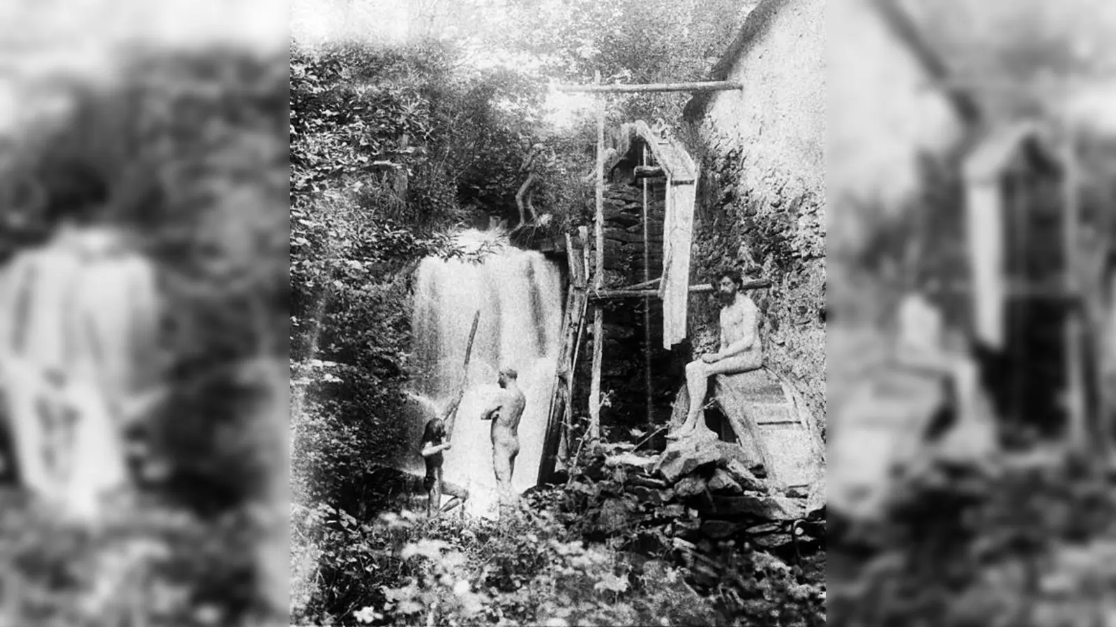 Damals eine Sensation: Erich Mühsam 	beim Lichtbaden 1904 in Arcegno.	 (Foto: Monacensia. Literaturarchiv)