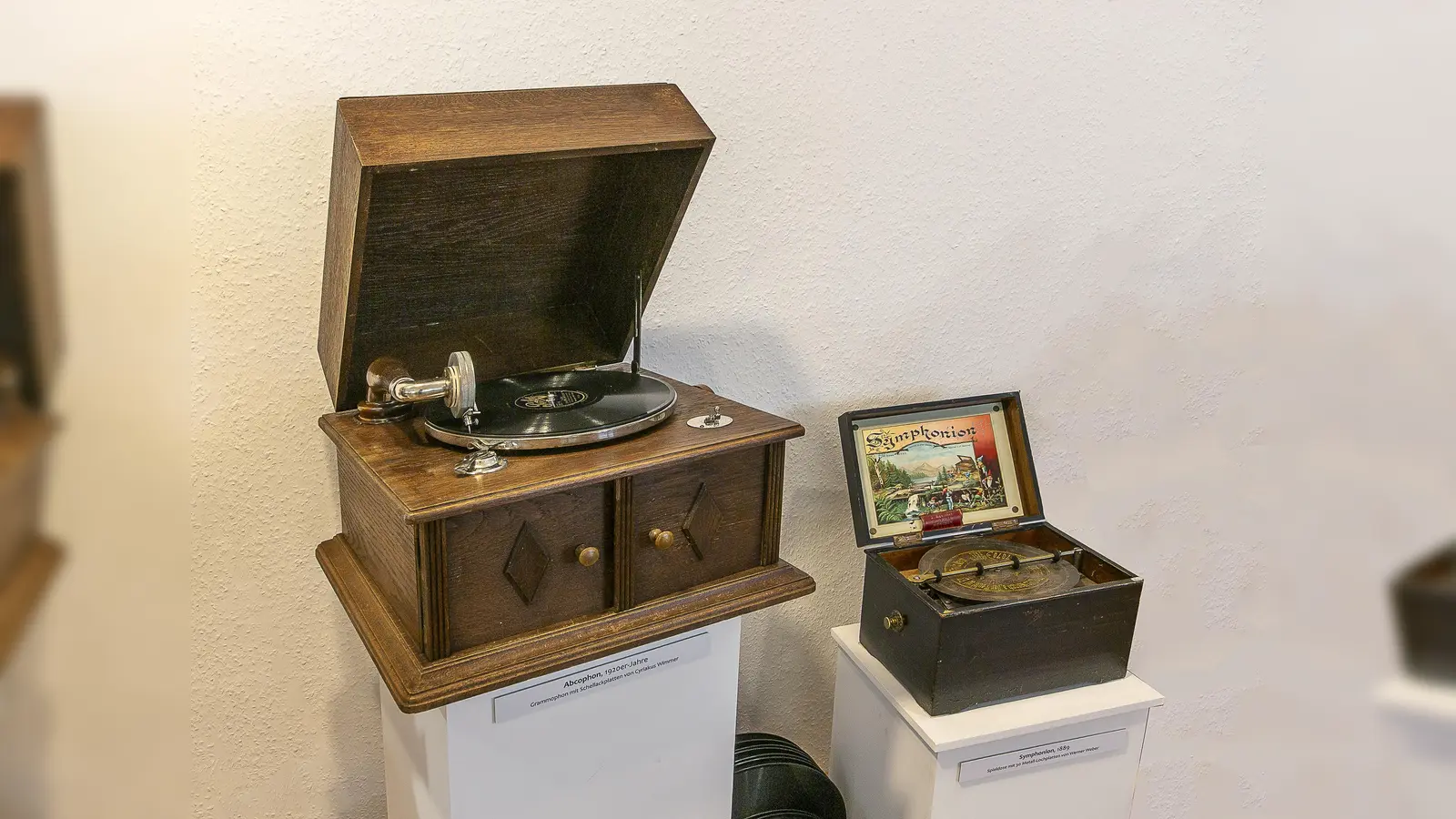 Jüngere Besucher werden über ein Grammophon sicherlich staunen. (Foto: C. Wimmer)