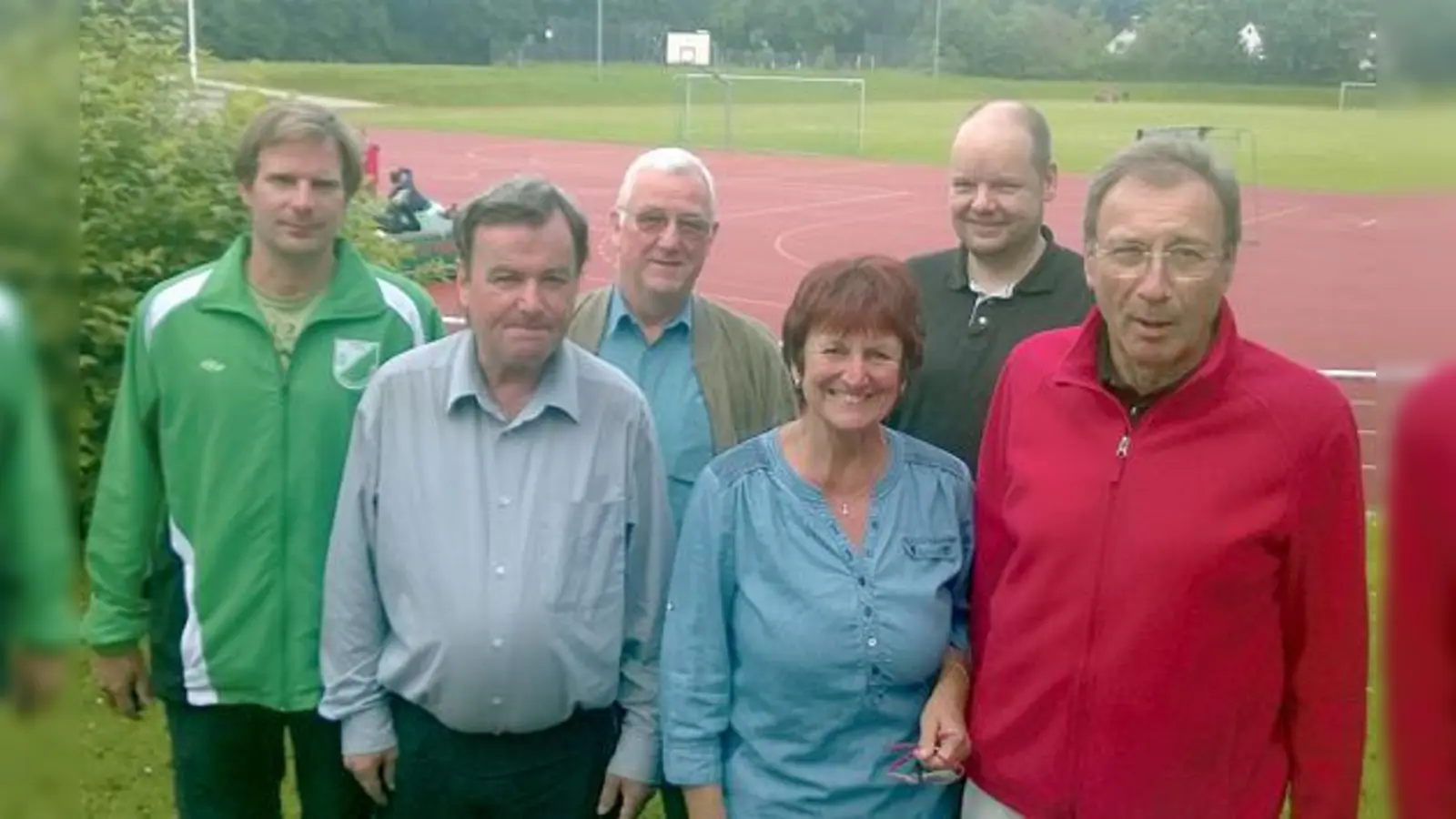Der neue Vorstand (v. l.): Martin Kallmeyer, Gerd Wankmüller, Kurt Schuster, Renate Nagel, Guido Rendel und Hermann Märkl. 	 (Foto: Verein)