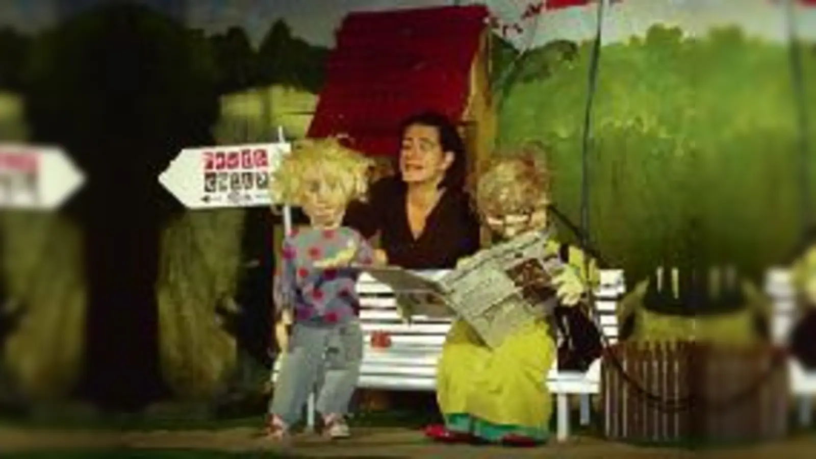 Kindgerecht veranschaulichte das Theater-Präventionsprojekt des Vereins Power Child das Thema sexuelle Gewalt an Kindern.	 (Foto: Privat)