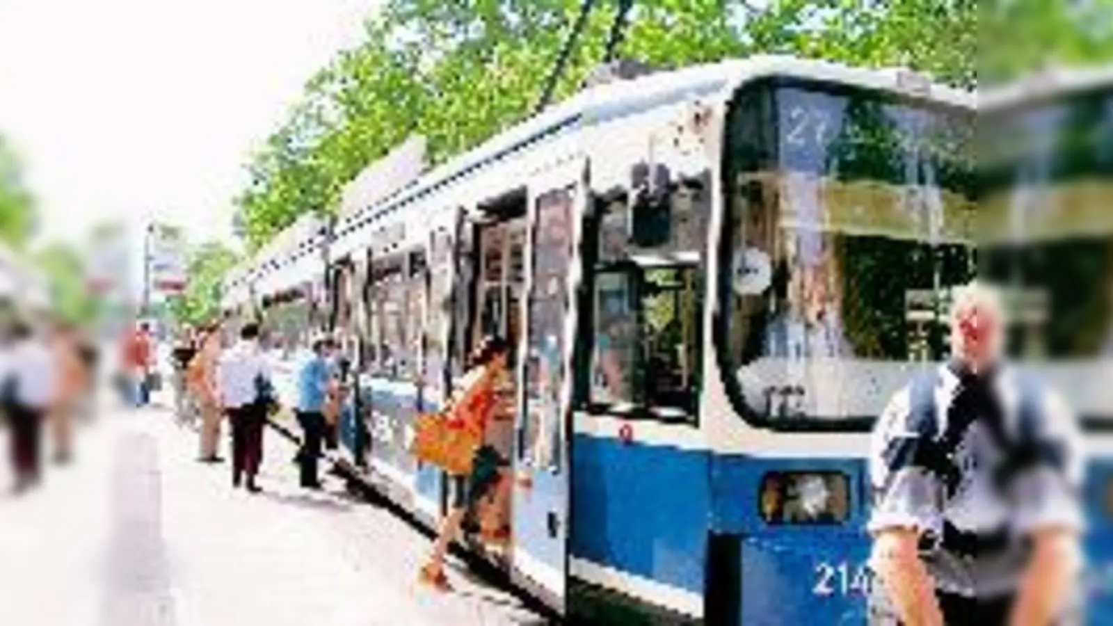 Tram: Eingriff ins Stadtbild oder umweltfreundlichstes Verkehrsmittel?	 (Foto: aw)