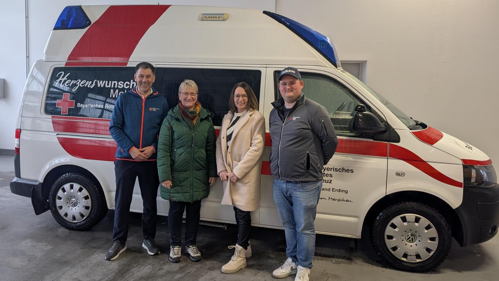 Herzenswunschmobil-des-BRK-Erding