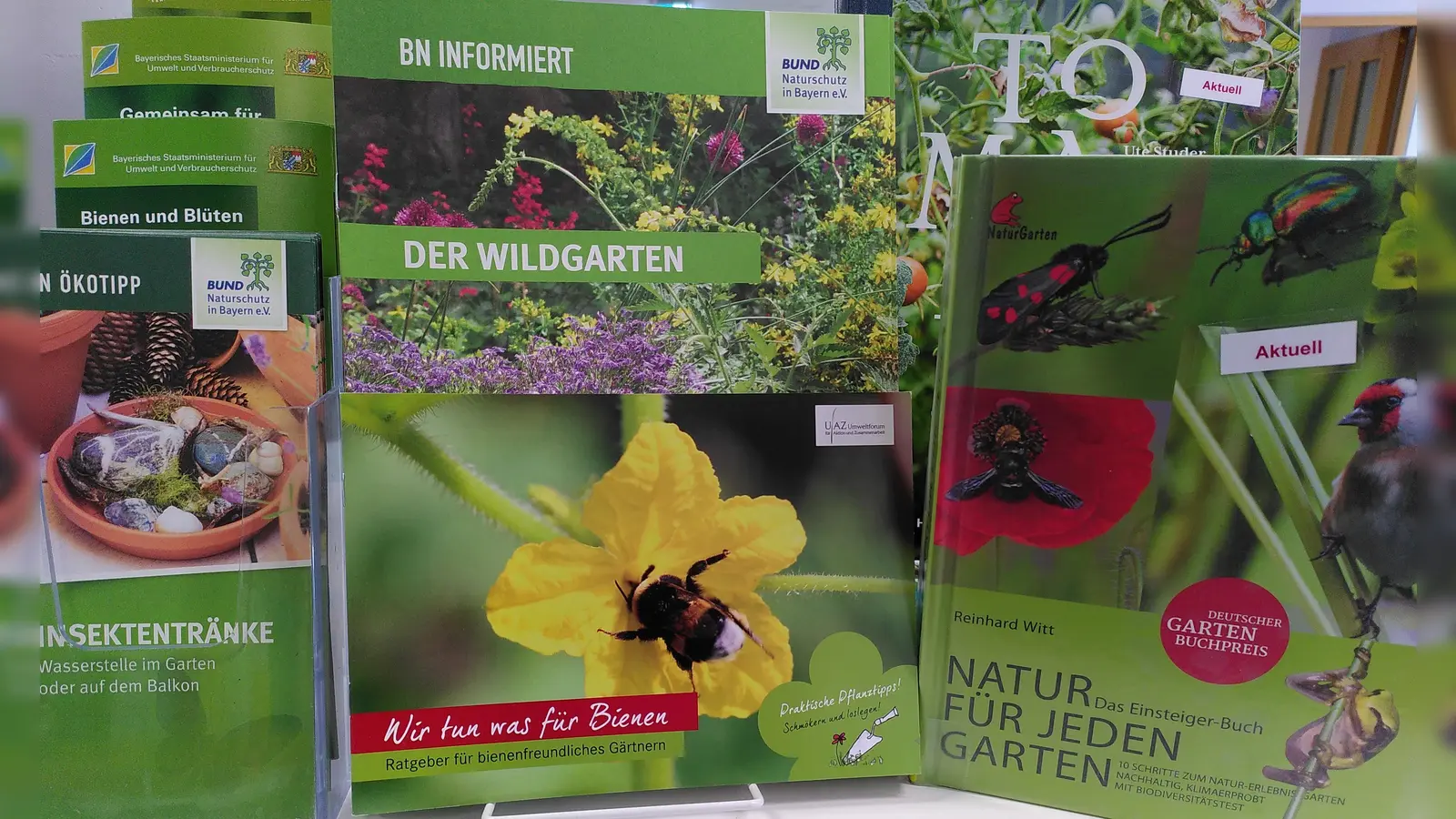 Interessantes und Wissenwertes rund um den Bereich naturnahes Gärtnern: Die Stadtbücherei Starnberg entwickelt sich zu einer Drehscheibe in diesem Bereich. (Foto: Stadtbücherei Starnberg)