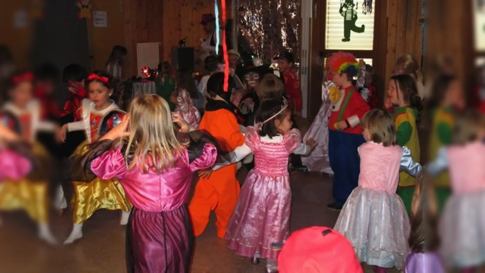 Die Kindergartenkinder hatten ihren Spaß an den Faschingstagen.	 (Foto: Privat)