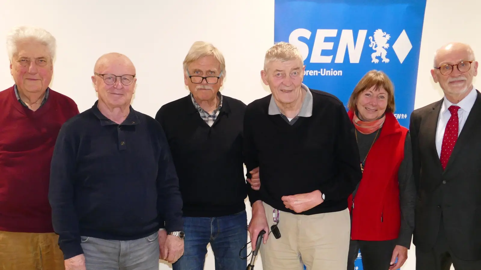 Der mit hoher Zustimmung im Amt bestätigte Vorstand der Senioren-Union Neuried (von links): Ulrich Lardschneider, Wolf Strehler, Eckhard Potthast, Rainer Kuch, Marianne Bräumer und Peter Kellner. (Foto: Peter Kellner/Senioren-Union)