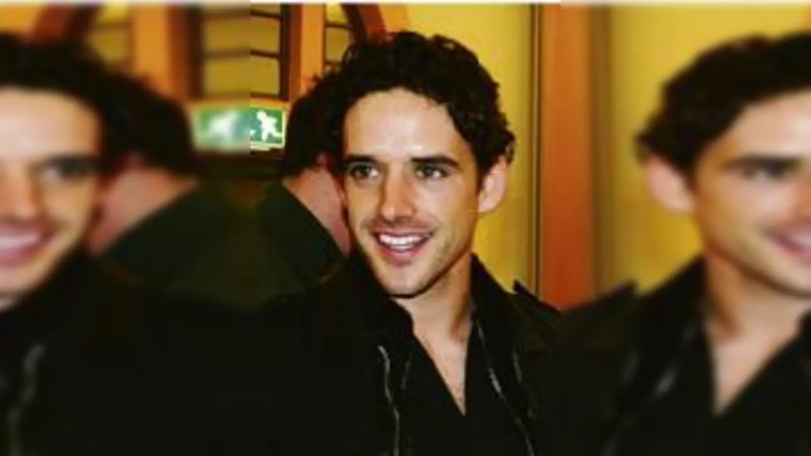 Vergöttert, bewundert und trotzdem auf dem Boden geblieben: Fußballer Owen Hargreaves bei seinem  Überraschungsbesuch im Adelgundenheim.	  (Foto: pa)