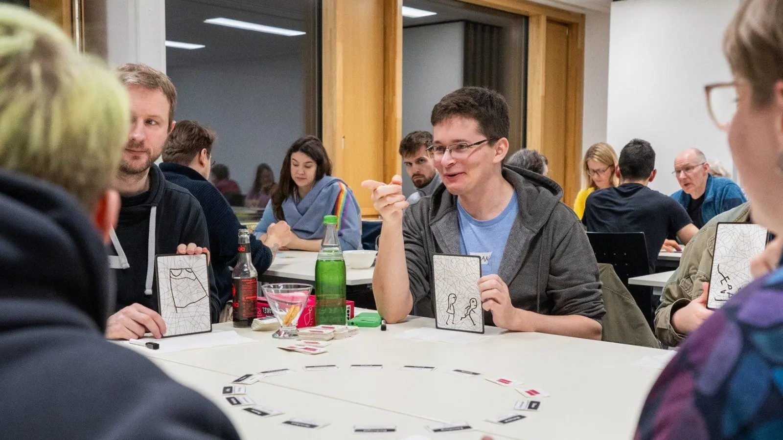 Beim Spieletreff können neue Spiele getestet und bekannte Klassiker gespielt werden. (Foto: Alex Scharf)
