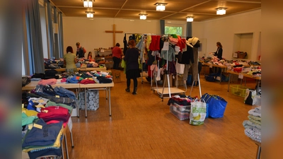 Stöbern, ratschen, shoppen, schlemmen: Das alles geht am Samstag in der Gustav-Adolf-Gemeinde. (Foto: VA)