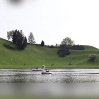 Wer sich traut, kann mit Bockerln die Hügel im Olympiapark hinunterfahren.  (Foto: mha)