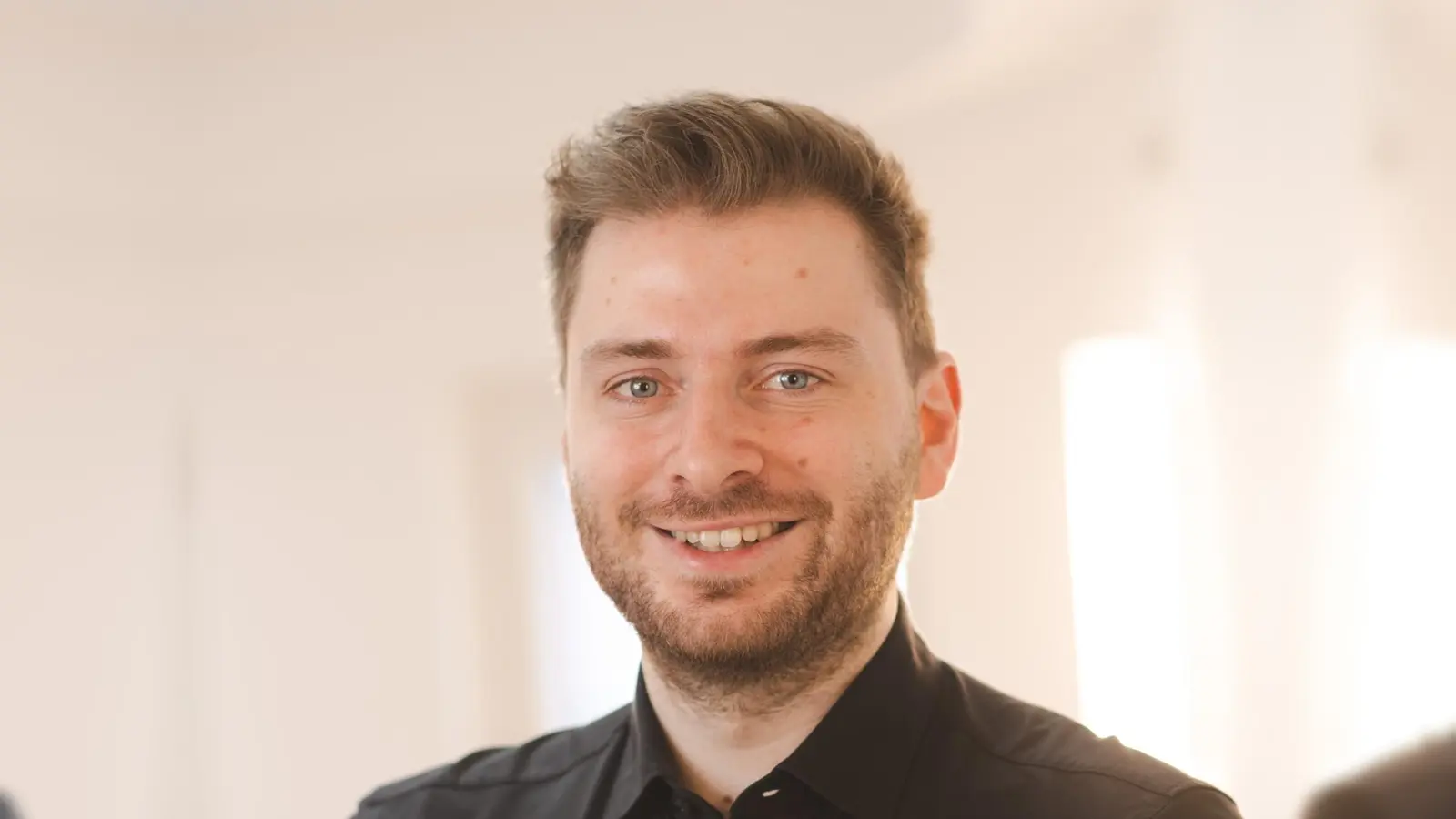 Auch Florian Reil steht Ihnen mit Rat und Tat zur Seite. (Foto: ANDREAS GEBERT)