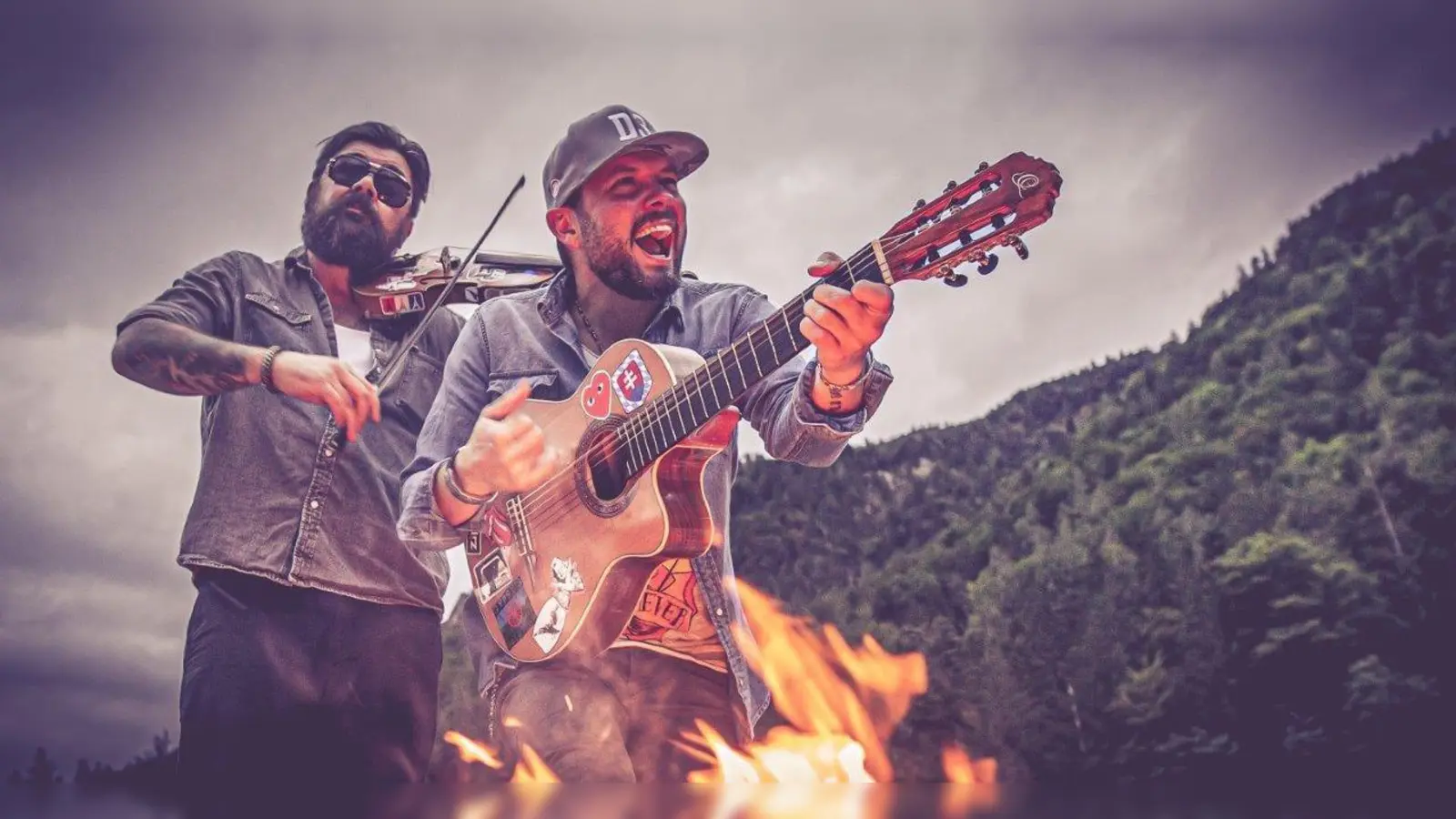Django 3000 tritt gegen 0.20 Uhr im Bazar auf. (Foto: Mike Heider)