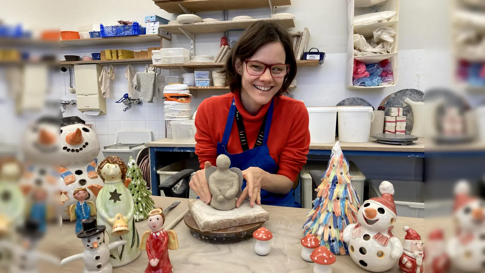 Viele schöne, weihnachtliche Deko-Artikel sind in den SWW-Werkstätten gefertigt worden, damit die Besucher des Weihnachtsmarktes eine große Auswahl vorfinden. (Foto: SWW)