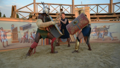 Einen Gladiatorenkampf, wie er zur Zeit der alten Römer stattgefunden hat, kann man am Sonntag in der Archäologischen Staatssammlung live erleben.  (Foto: Johannes Breyer  )