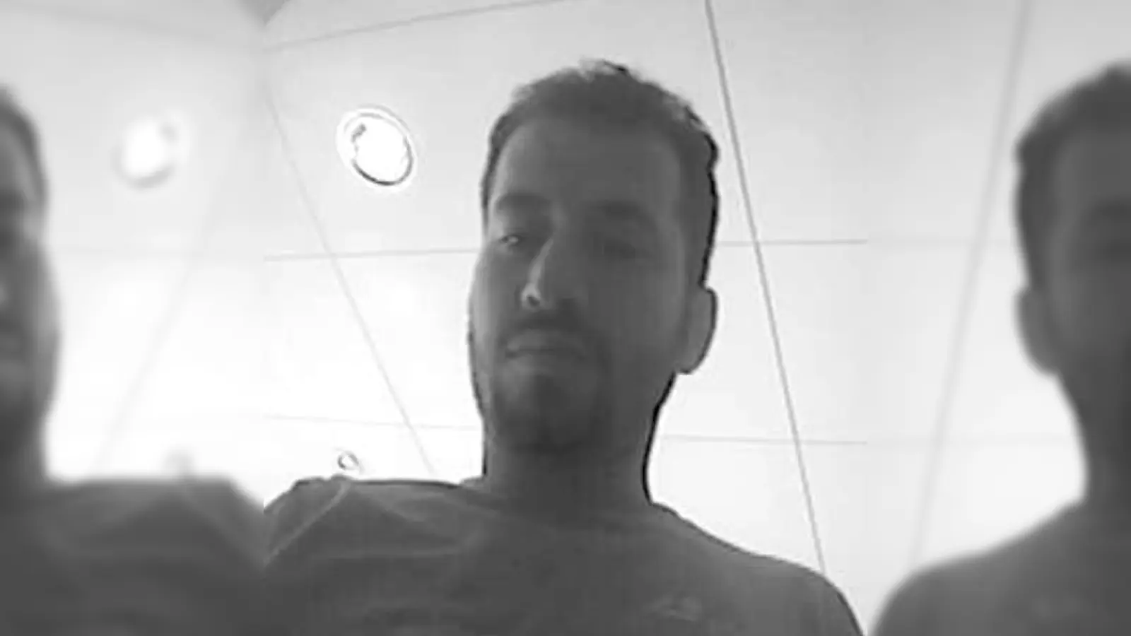 Der Unbekannte ist etwa 30 Jahre alt und ca 170 cm groß. Hinweise erbittet nun die Polizei Neufahrn.	 (Foto: Polizei)