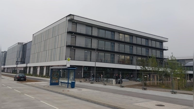 Das Gymnasium Riem ist mit Beginn des Schuljahres 2023/24 in Betrieb genommen worden. (Foto: bas)