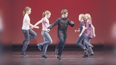 Für Buben und Mädchen ab der 2. Klasse findet ab Mai ein neuer Stepptanz-Kurs statt.	 (Foto: VA)