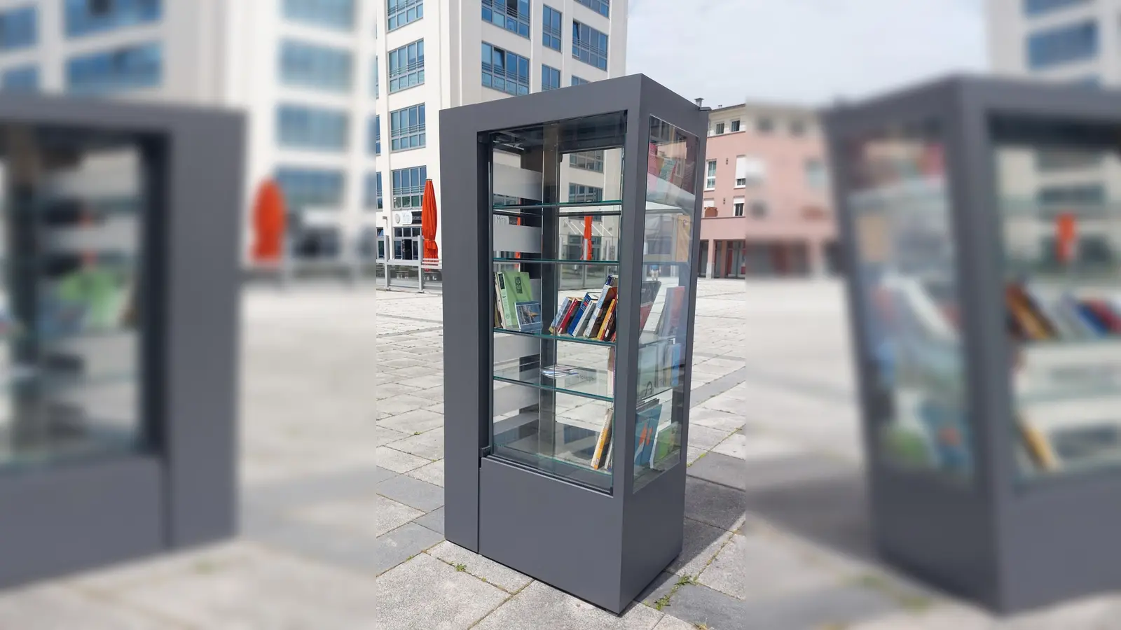 Ab sofort gibt es auch in Baldham einen Öffentlichen Bücherschrank am Marktplatz. Eingeweiht wird er offiziell am Mittwoch, 3. Juli. (Foto: Gem. Vaterstetten)