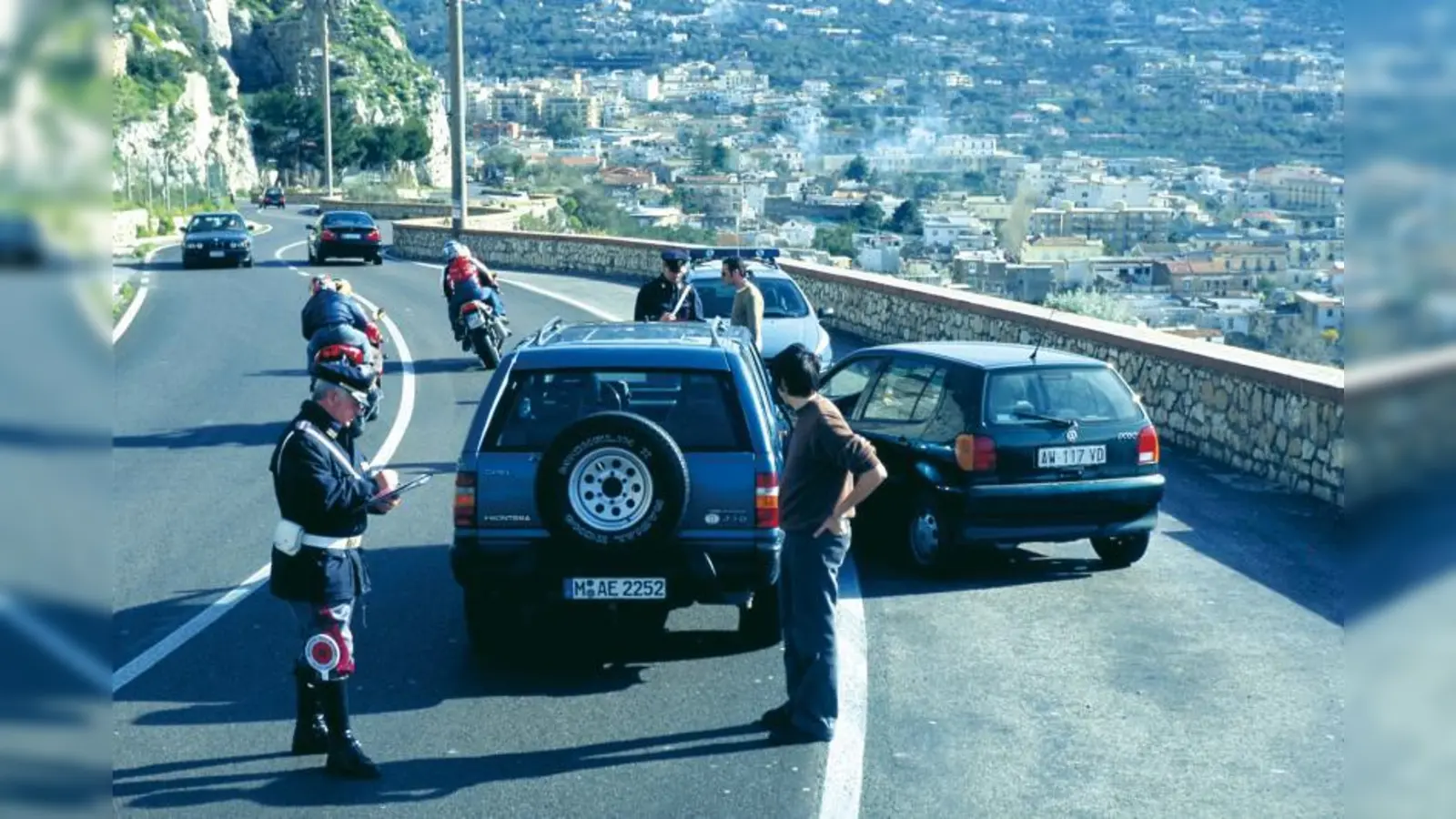 Unfall im Ausland? Ein Europäischer Unfallbericht hilft bei der Abwicklung