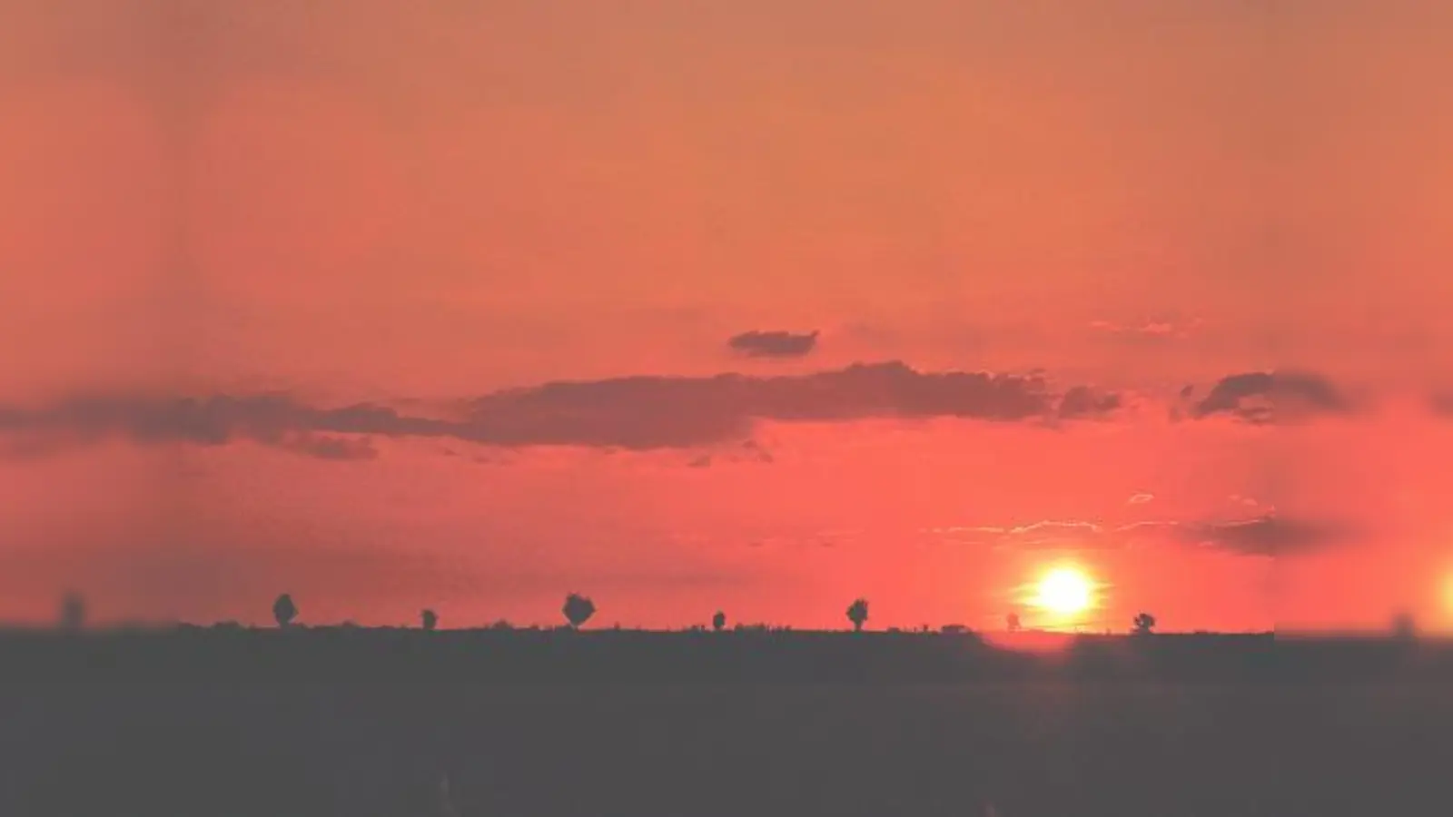 Christine Gonschor stellt ihre Ausstellung unter dem Motto »Sonne, Mond und Wolken«.	 (Foto: VA)