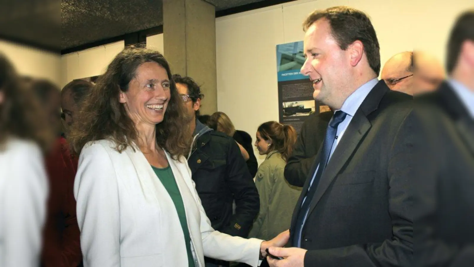 Die Gräfelfinger Uta Wüst (IGG) und Peter Köstler (CSU) sind die aussichtsreichsten Kandidaten für den Gemeindespitzenposten. Die Entscheidung hierfür fällt in der Stichwahl am 30. März. (Foto: US)